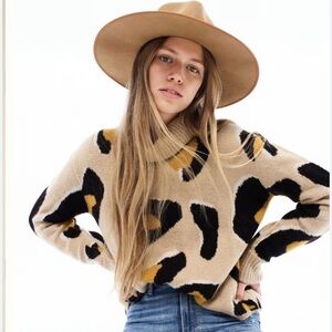 Moth Anthropologie Tan and Black Leopard Patterned Turtleneck Sweater XS